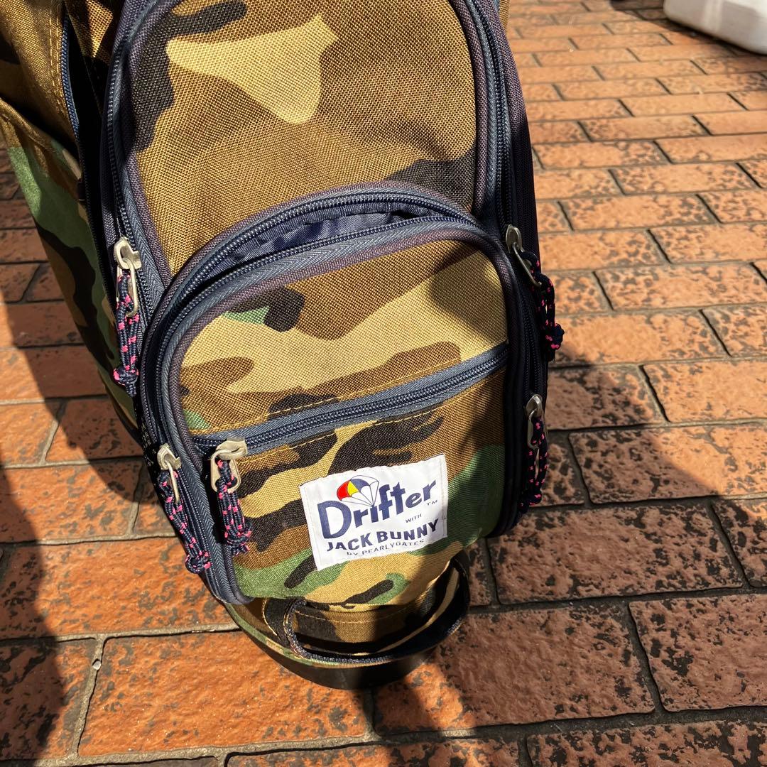 【カモフラ柄】ジャックバニーbyパーリーゲイツ キャディバッグ