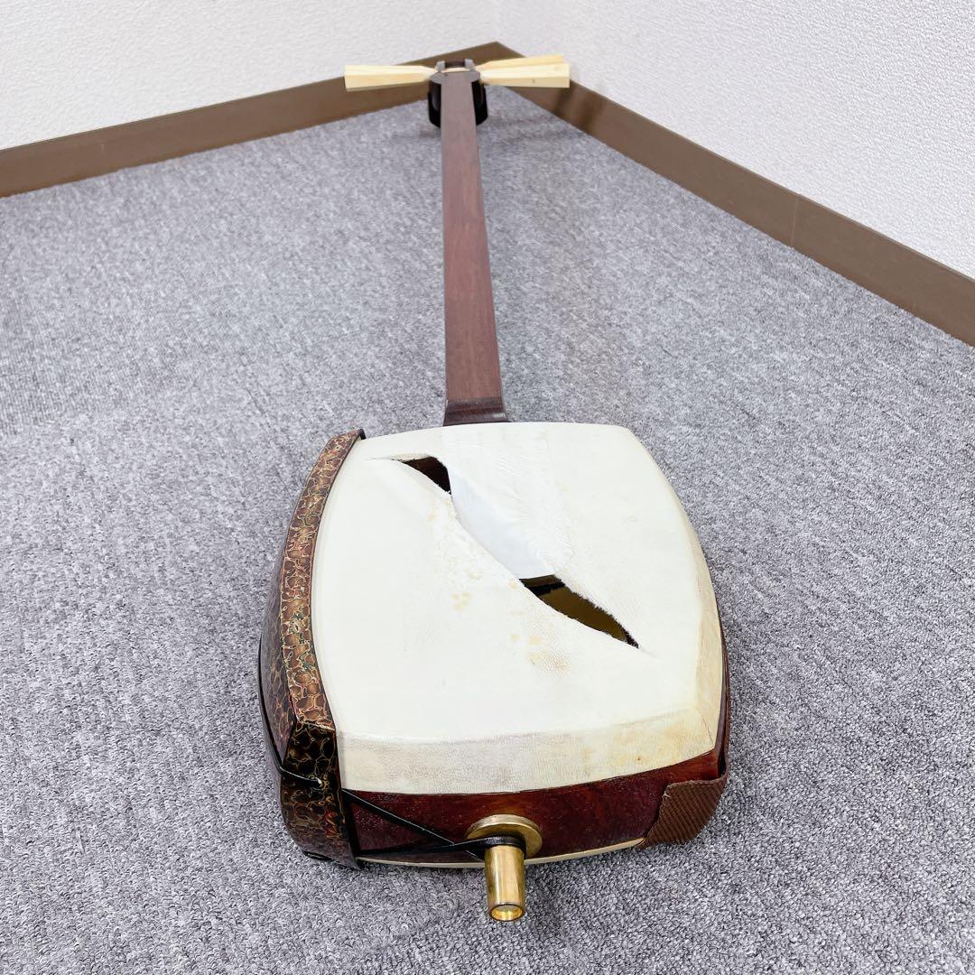 津軽三味線 太棹 紅木 二本溝 子持ち綾杉彫り 三味線 和楽器