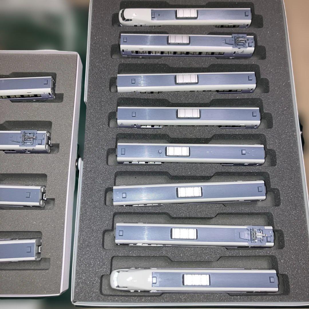 KATO 10-358.359 E351系　ス−パ−あずさ　基本、増結セット