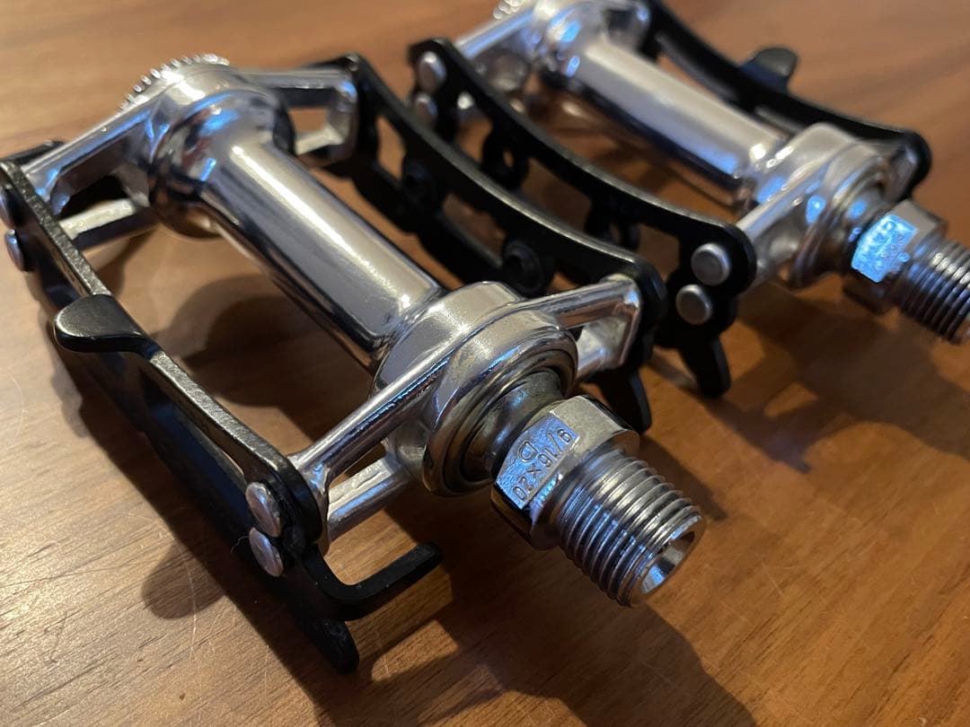 【最終売切り価格】カンパニョーロ　SUPERLEGGEI