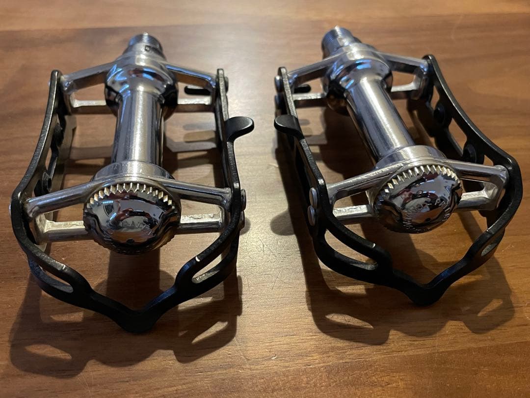 【最終売切り価格】カンパニョーロ　SUPERLEGGEI