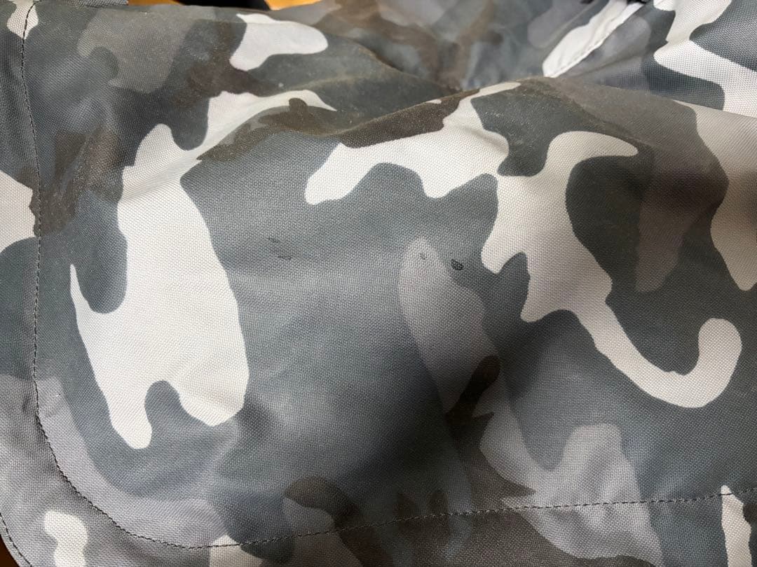 DESCENTE スキーウェア 上下セット　手袋付き