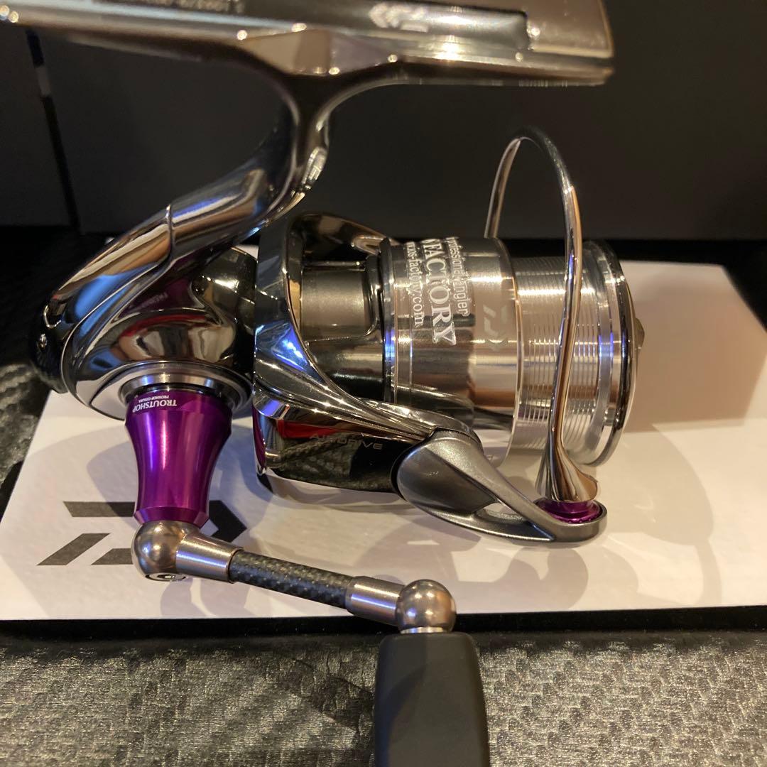 22イグジスト LT2000S-P カスタム品