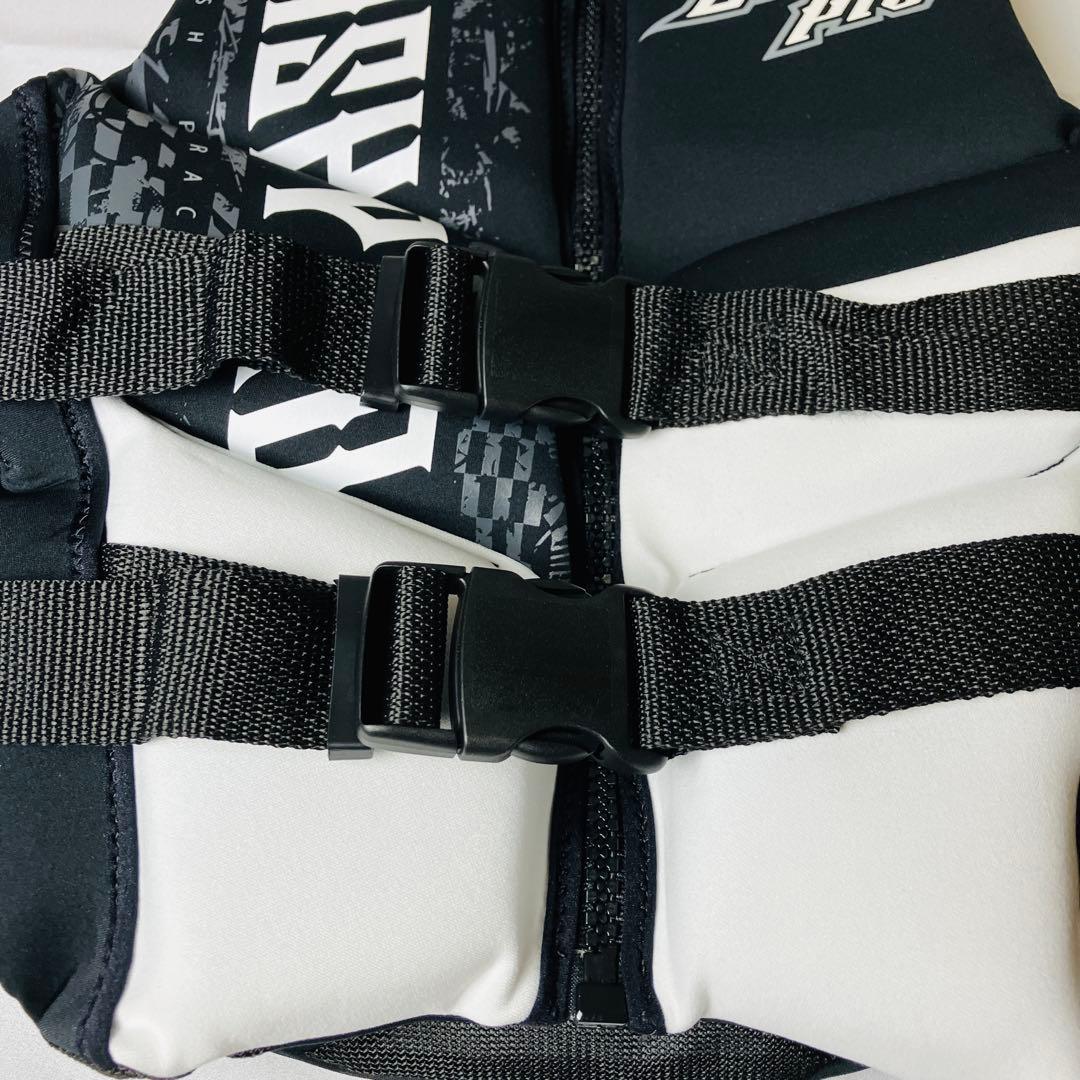 新品　J-FISH PRO NEO VEST M S ライフジャケット　２点