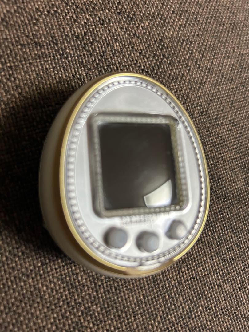 たまごっち 4U ホワイト