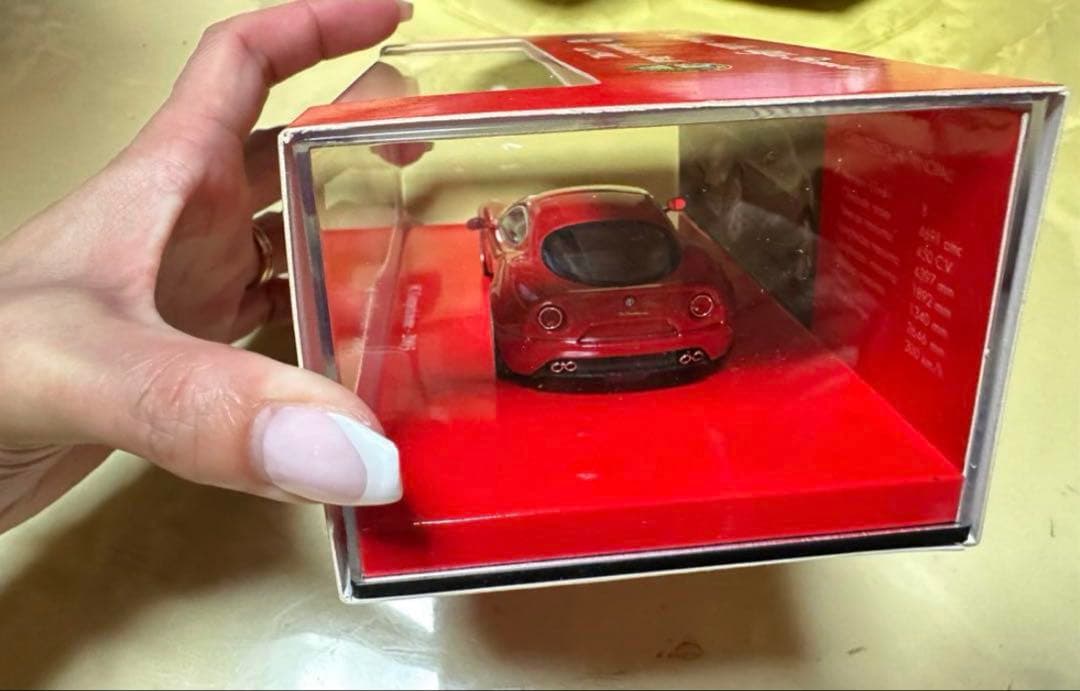 MINICHAMPS アルファロメオ 8C コンペティツィオーネ