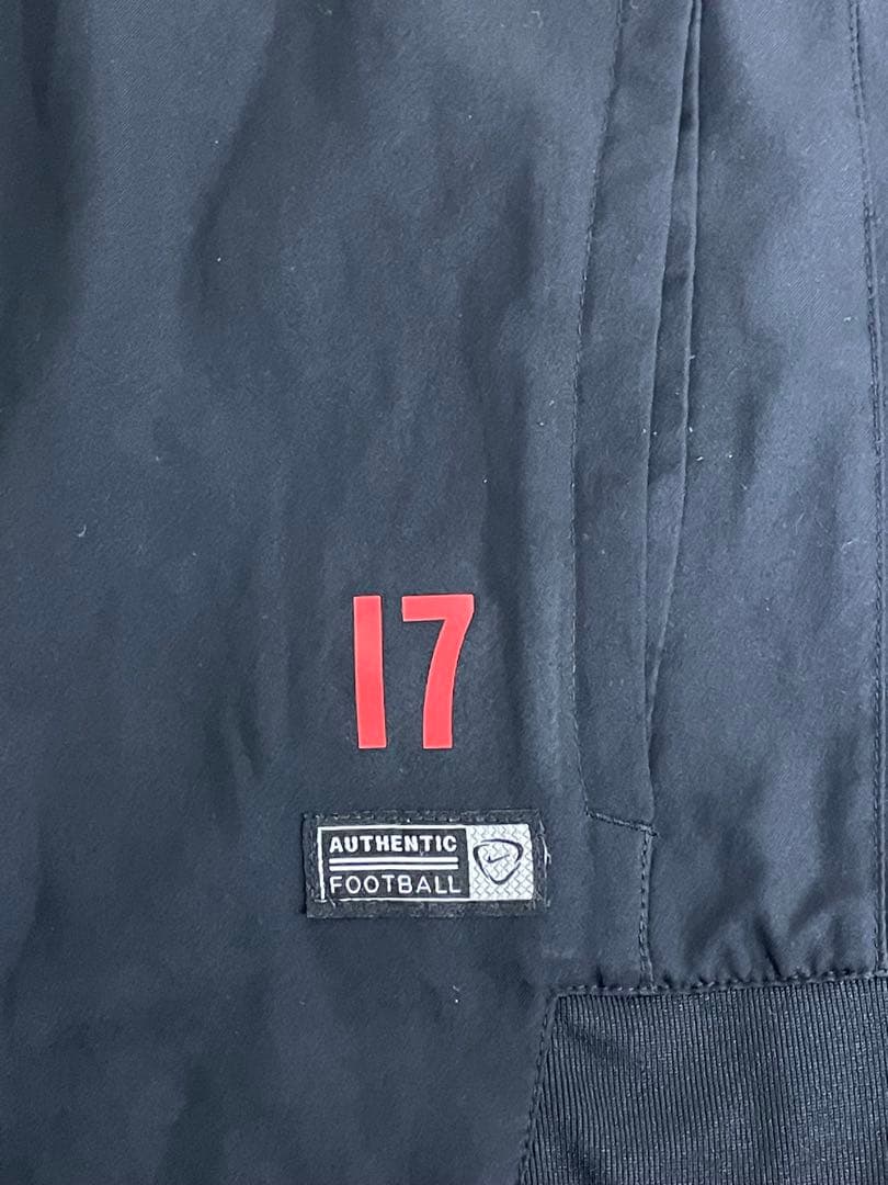 【良品】希少 2017 浦和レッズ 選手支給品 ピステ ウィンドブレーカー L