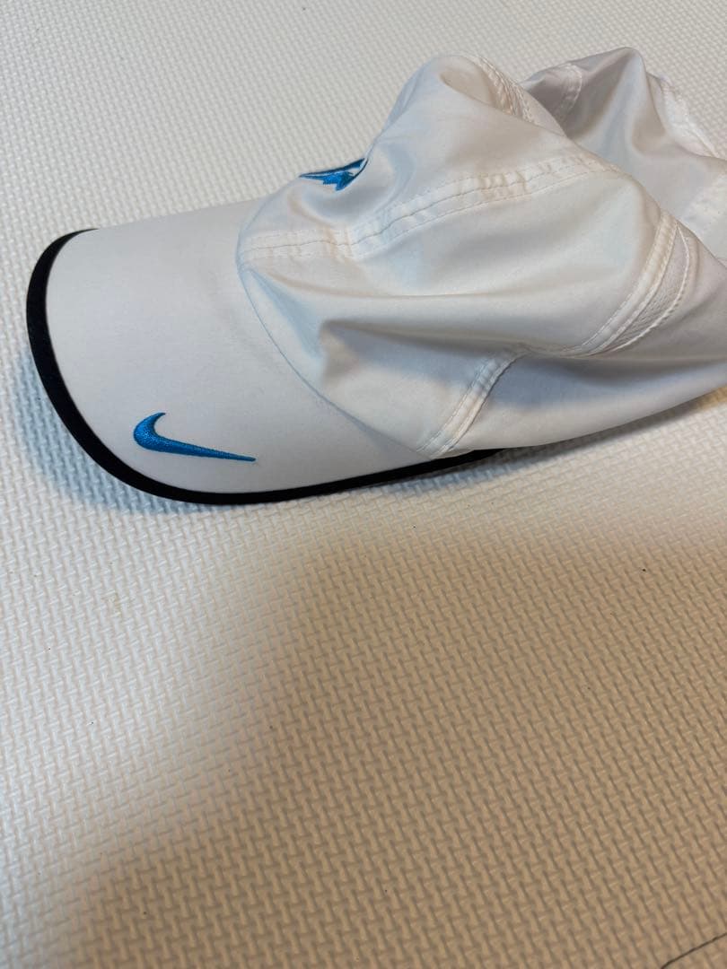 ナイキ　ナダル　White/ブルー　ナイキ　ナダル
