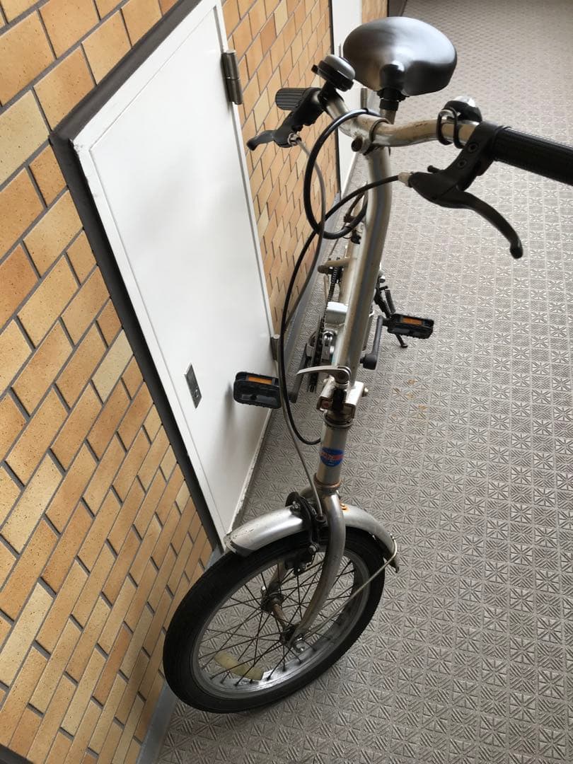 折りたたみ自転車 シルバー　引き取り限定‼️乗って帰れます‼️