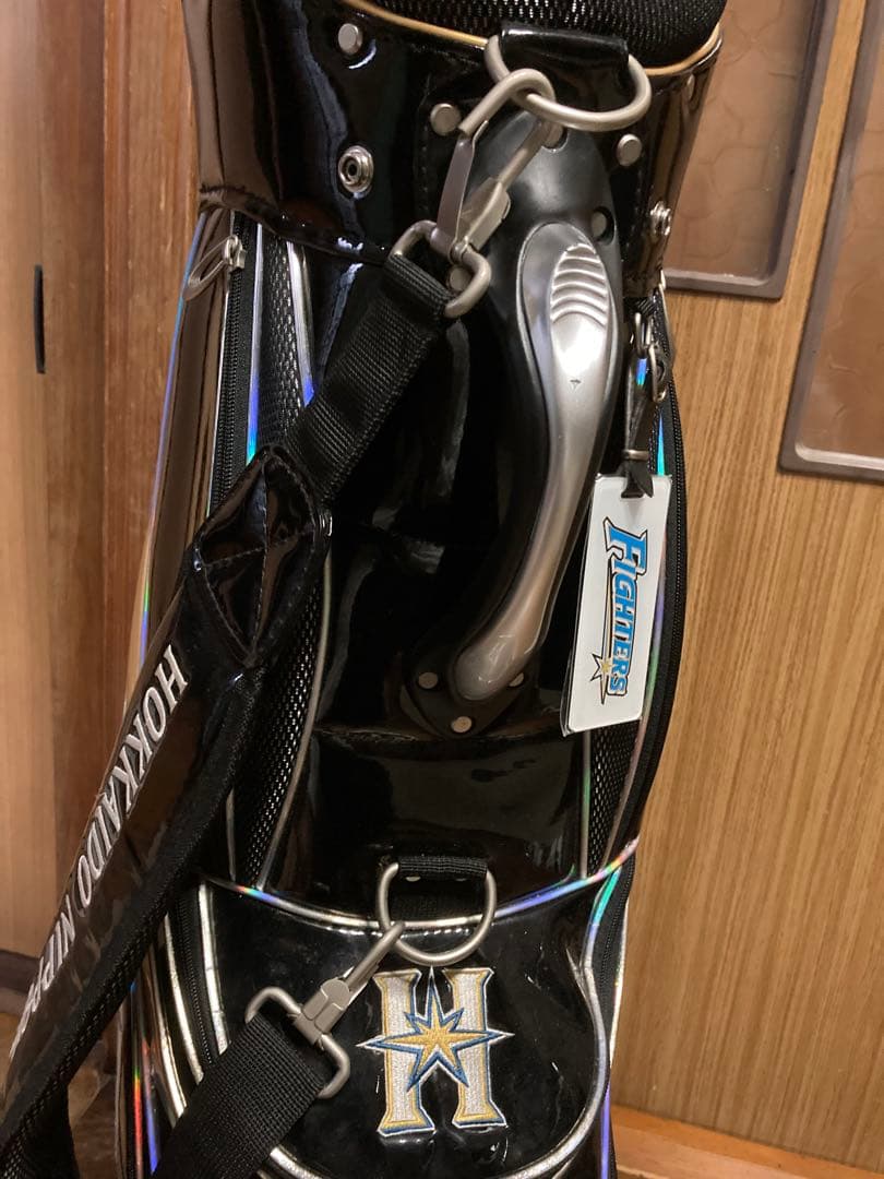 《希少美品》北海道ニッポンハムファイターズキャディーバッグ　ブラックエナメル