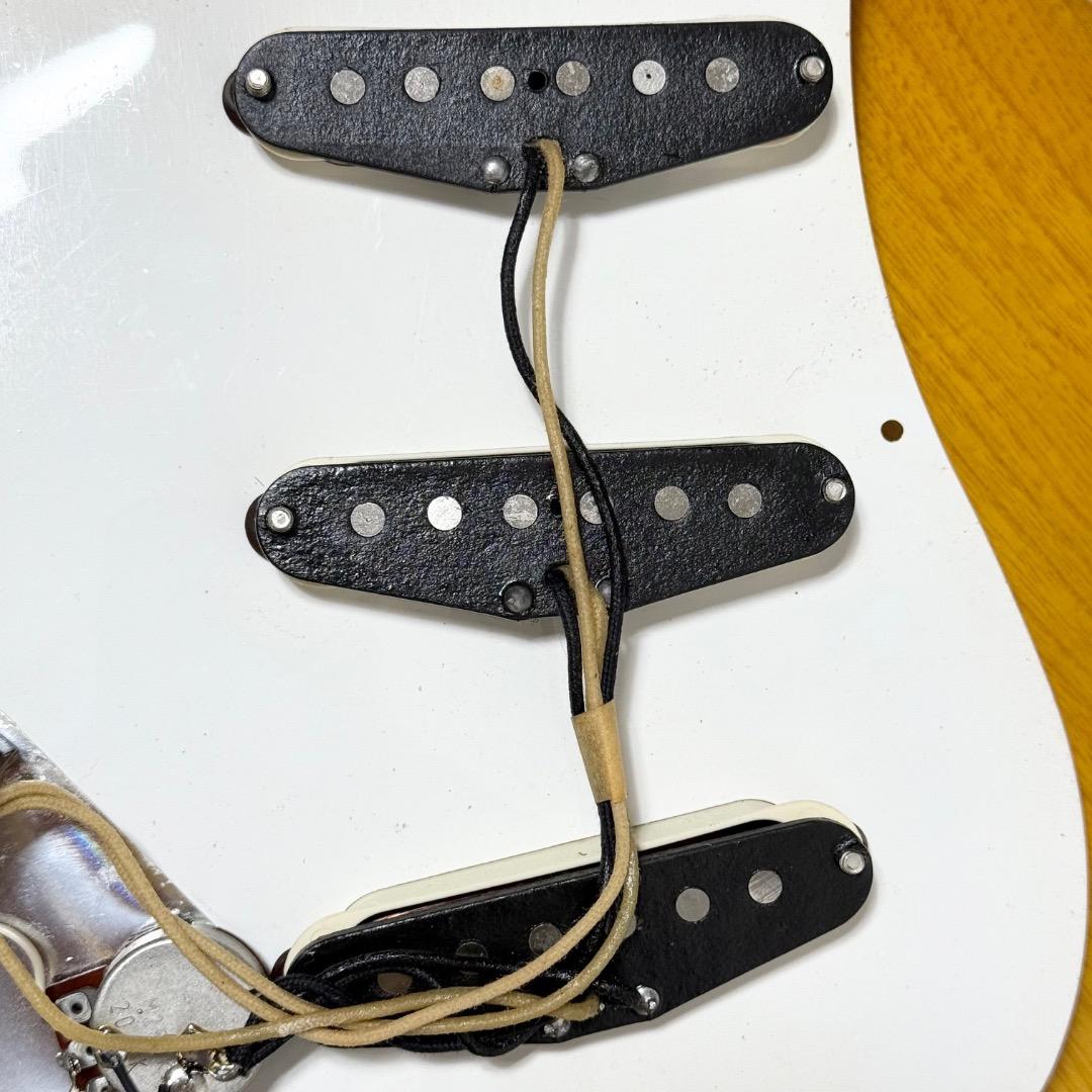 希少モデル Fender Japan ST54-75RV USA PU Ash