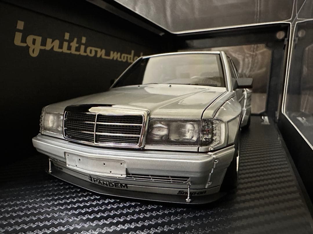 1/18 イグニッションモデル PANDEM メルセデス ベンツ 190 E 銀