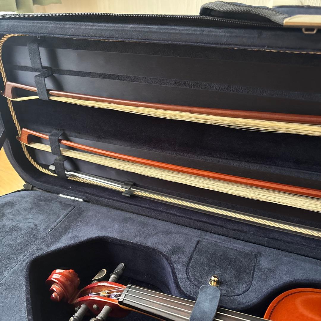バイオリン本体 ケース付き　STRADIVARIUS型
