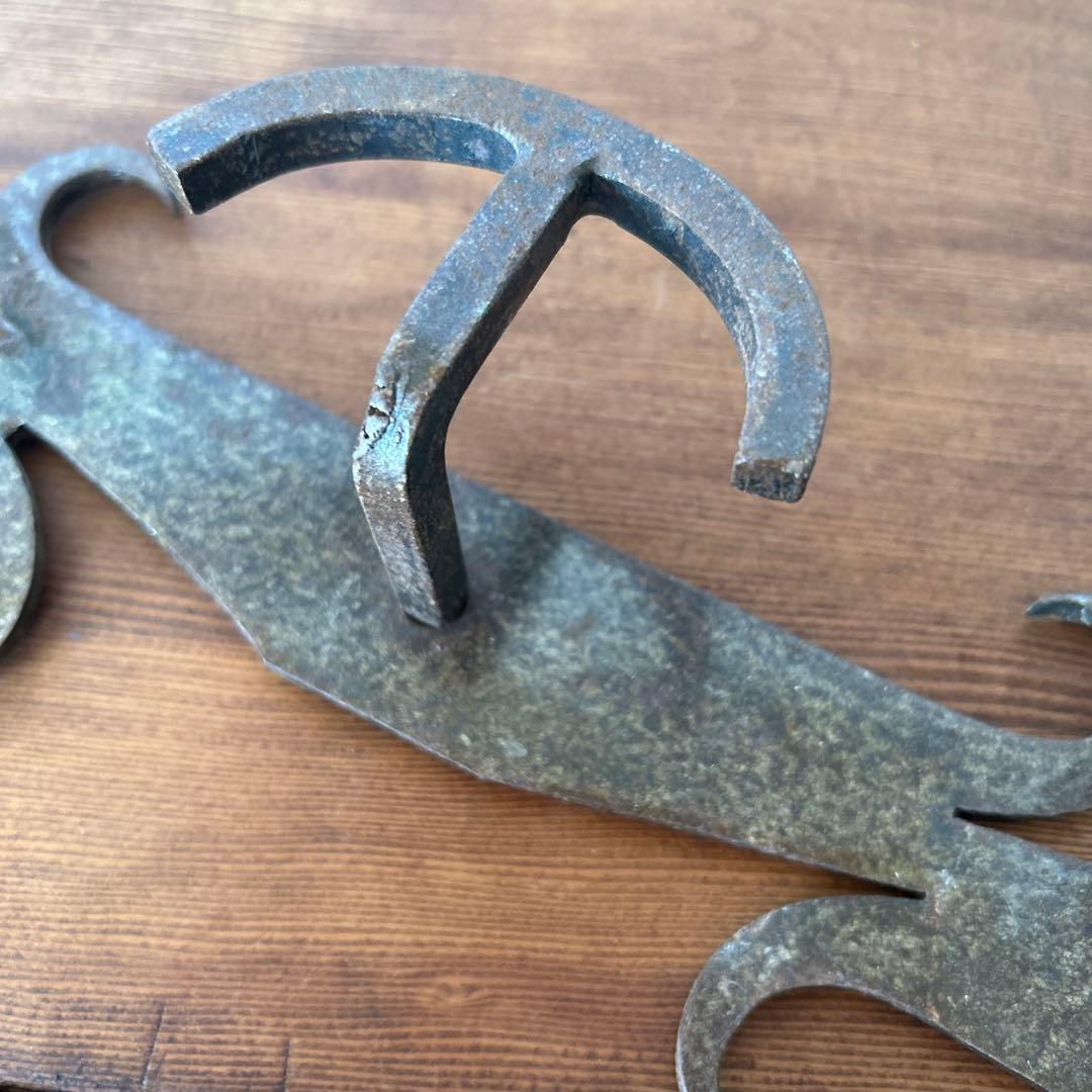 イギリスアンティークフェア購入　フランスアンティーク3連フック　ハンガー