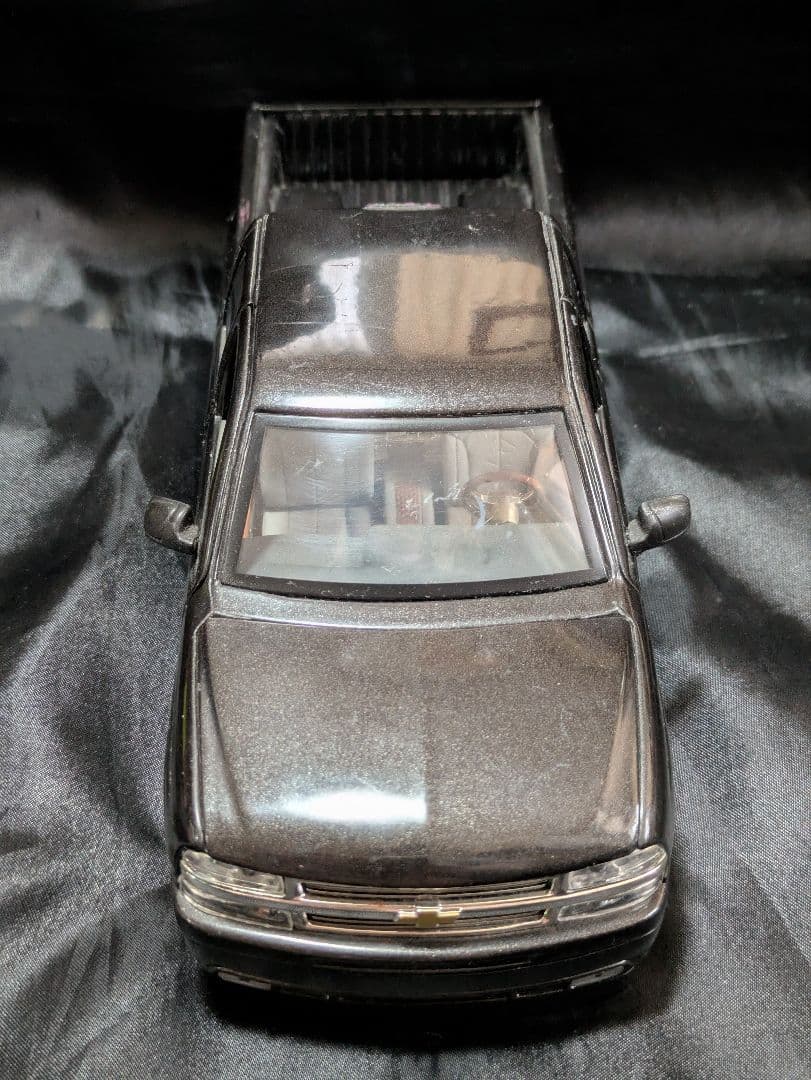 jada 2002 シボレー シルバラード　1/24 DUB CITY