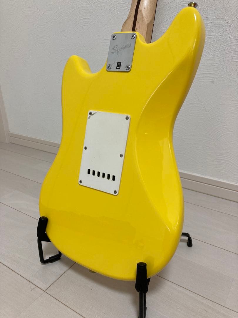 Squier cyclone スクワイヤー　サイクロン　イエロー