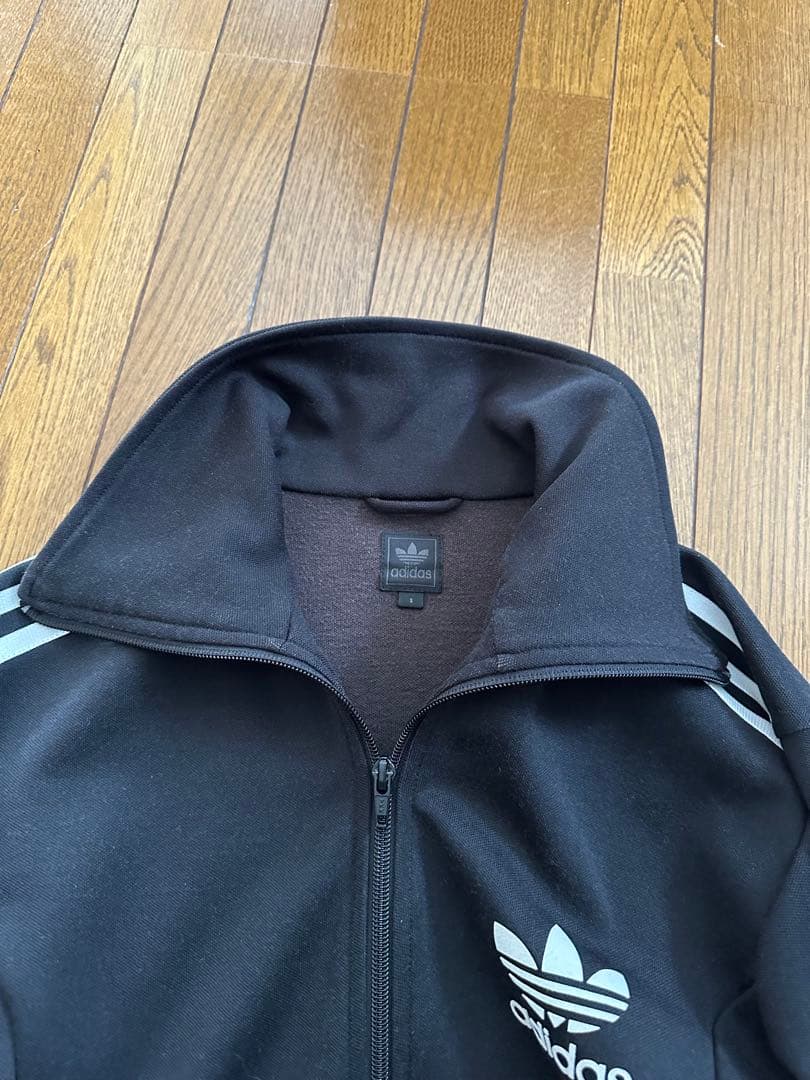 【S】アディダス トレフォイル ジャージ上下 セットアップ 非売品缶バッジ付