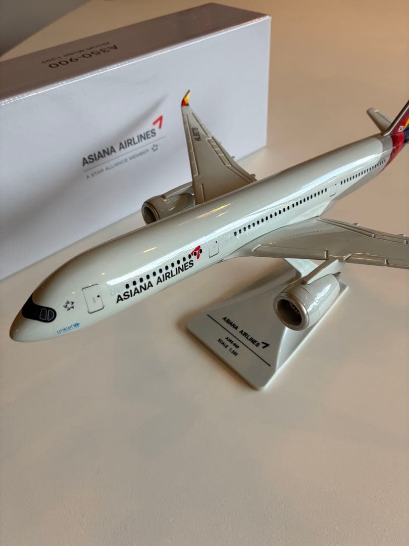 アシアナ航空ASIANA AIRLINES A350-900 モデル 1/200