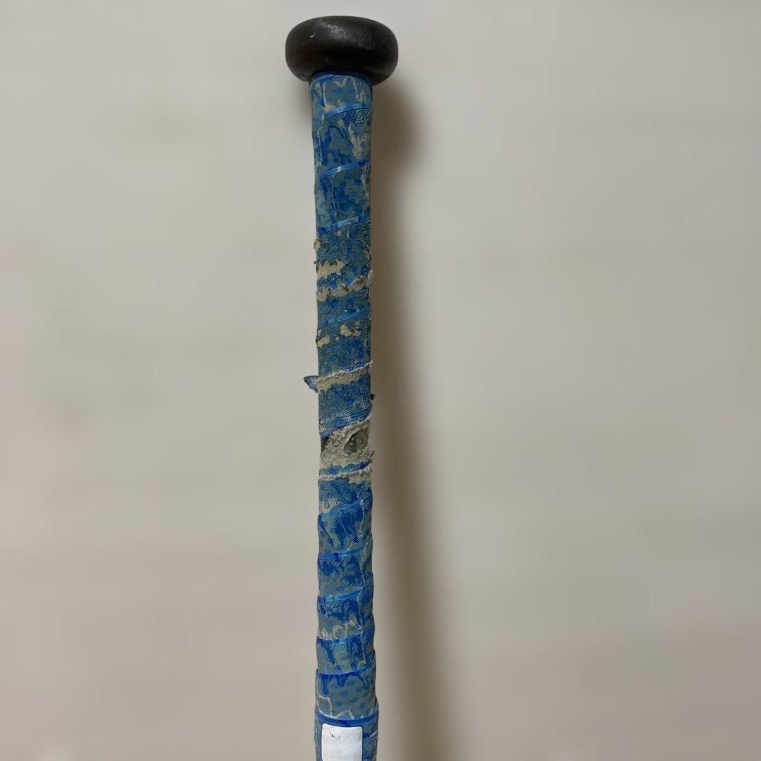 BEYOND MAX LEGACY軟式バット80cm ブラック/ブルー　ケース付