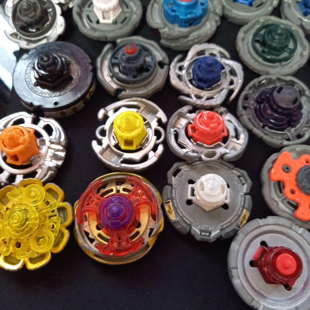 メタルファイトベイブレード　まとめ売り　ファントムオリオン　デスケツァルコアトル