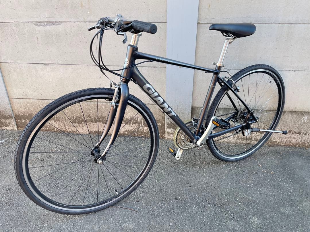 【訳あり美品】GIANT ESCAPE R3 24速　クロスバイク　CT465