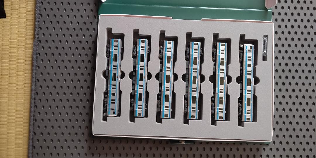 KATO E233系 10-543 6両編成