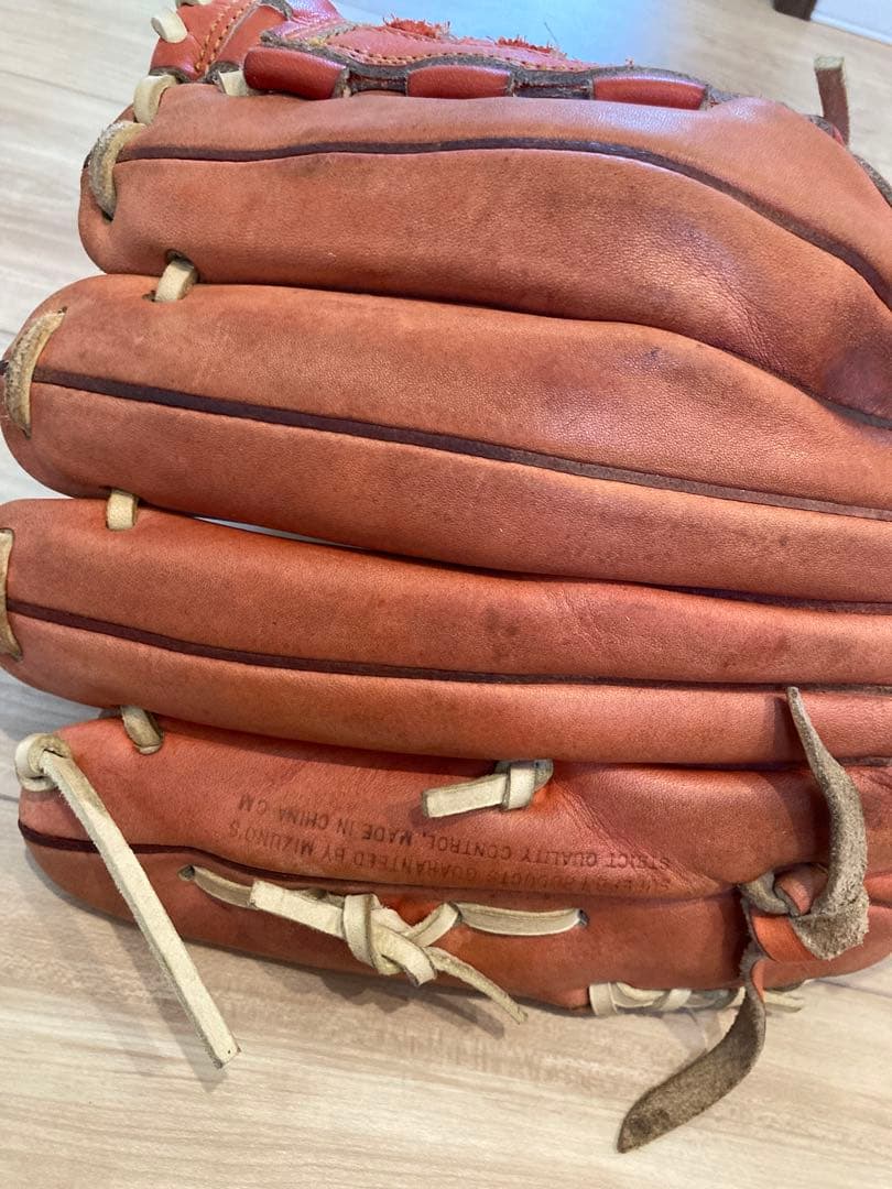 硬式グローブ　ビクトリーステージ　内野手　ミズノ