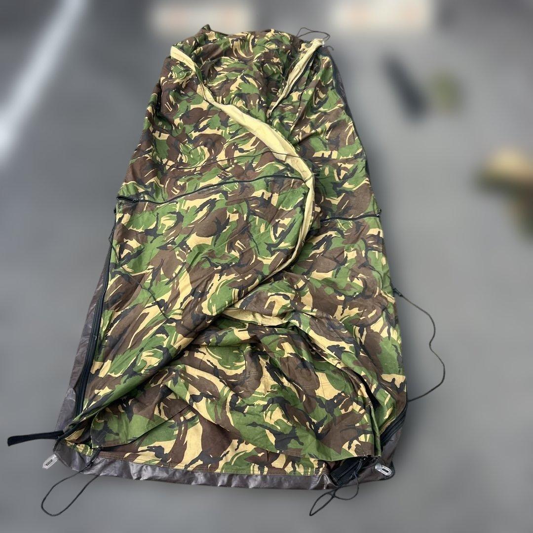 オランダ軍　迷彩テント ロール式収納