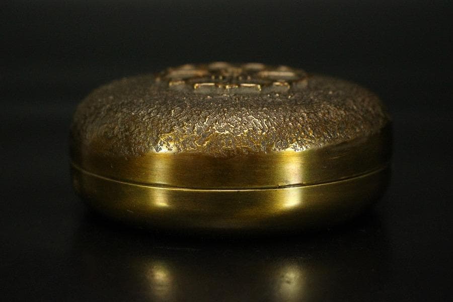 銅製 香合 蓮紋 木箱付(メ1126)