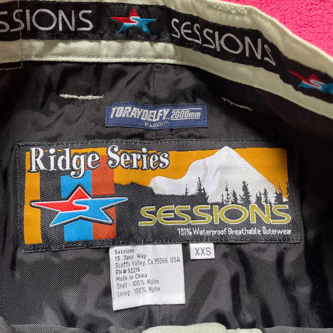 Sessions スノーボード　スキー　パンツ　美品レディース　S相当