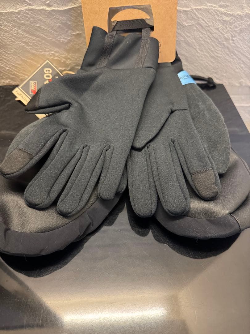 Burton Men's Gore-Tex Under Mitten新品・未使用