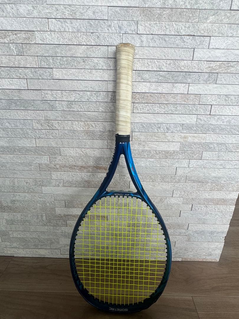 EZONE100 イーゾーン　ヨネックステニスラケット　YONEX