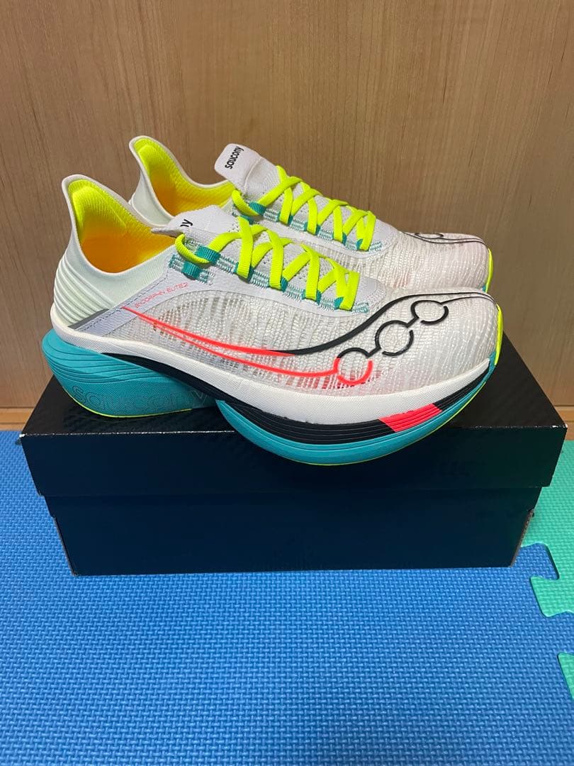 スパイク・シューズ SAUCONY ENDORPHIN ELITE2