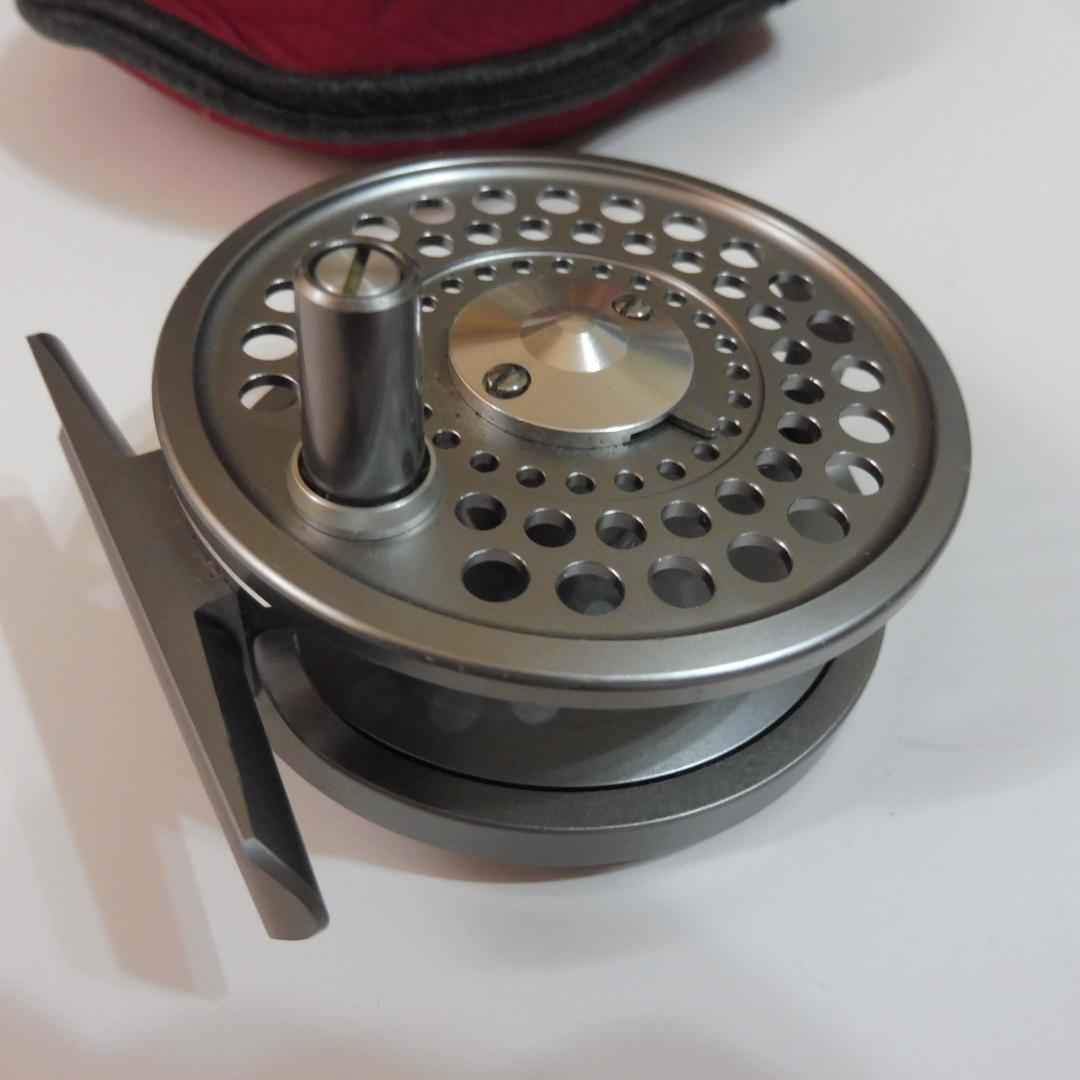 ダイワ アルトモア-s 100フライリール