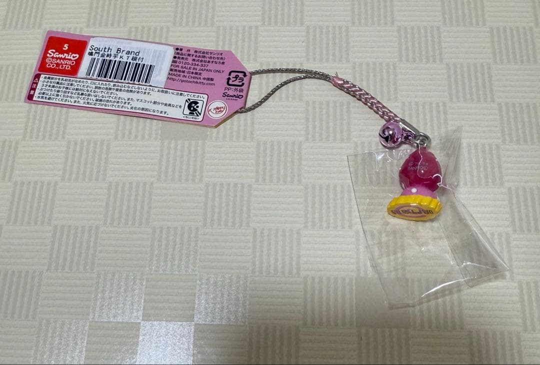 徳島限定　なると金時　ご当地キティ