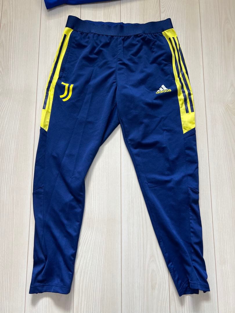 adidas ユヴェントス セットアップ　上下　ジャージ　ウェア　ユニフォーム
