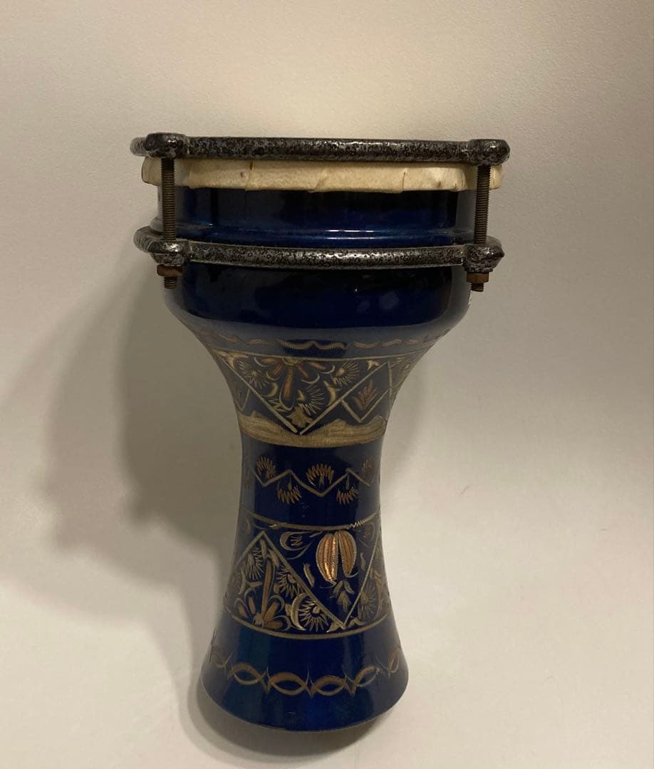 手彫り装飾　銅製　ダラブッカ　ミニサイズ　アンティーク楽器