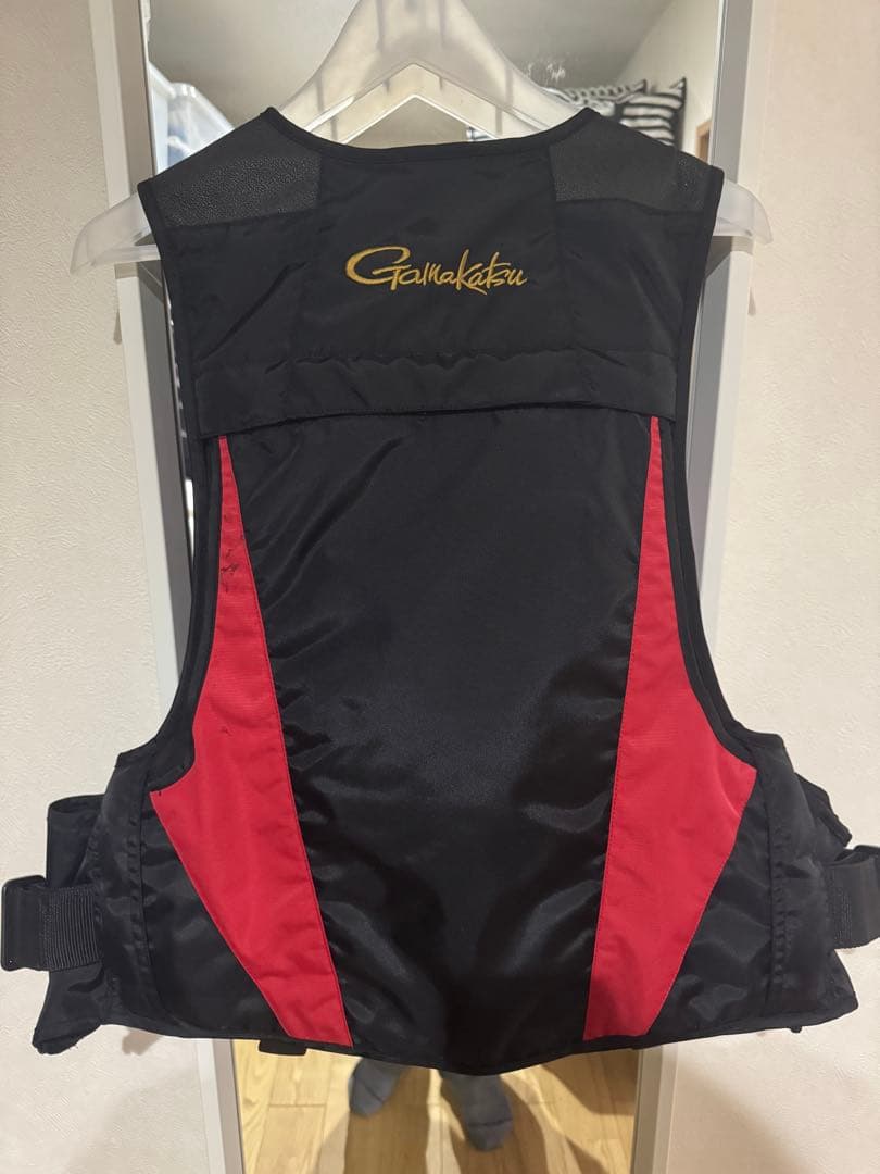 Gamakatsu ライフジャケット 黒/赤