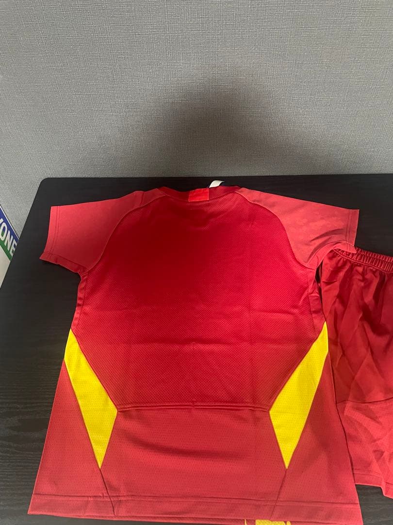 日本代表　桃田賢斗モデル　ヨネックス　バドミントンゲームシャツ　パンツセット