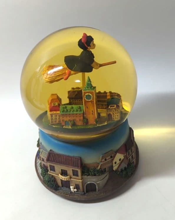 魔女の宅急便　ウォーターボール　スノードーム　キキ　コリコの街並み