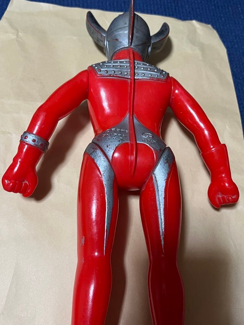 ウルトラマンタロウ　フィギュア