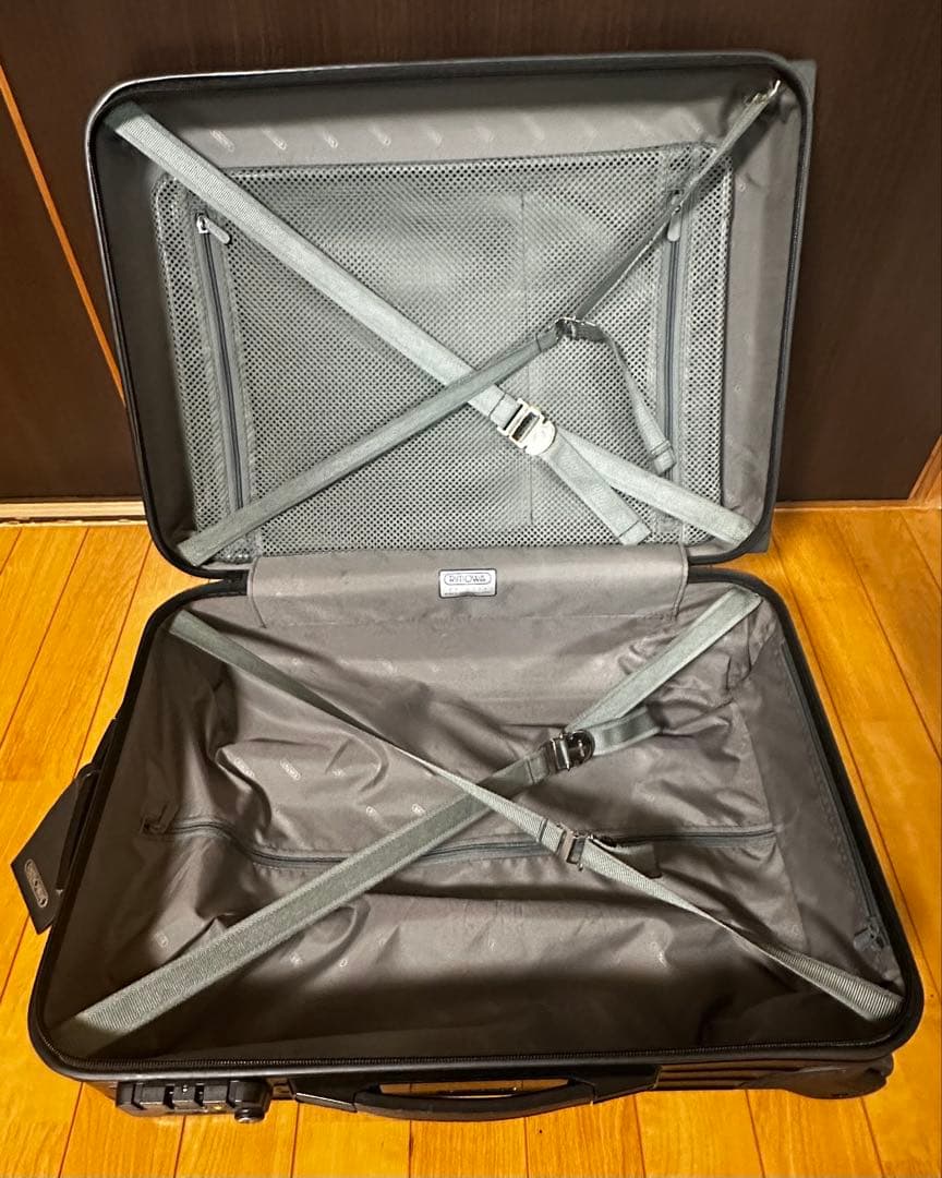 リモワ　32L スーツケース　機内持込