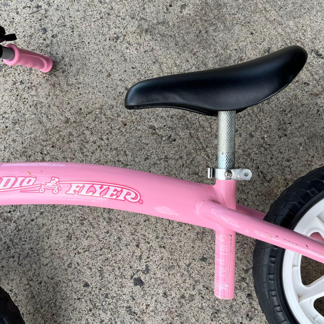 バランスバイク　ラジオフライヤー　ピンク　ストライダー