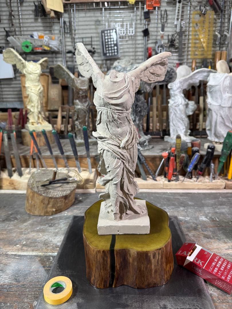 勝利の女神像 サモトラケのニケ 型製作 仕上げ塗装済み完成品 専用台座付き