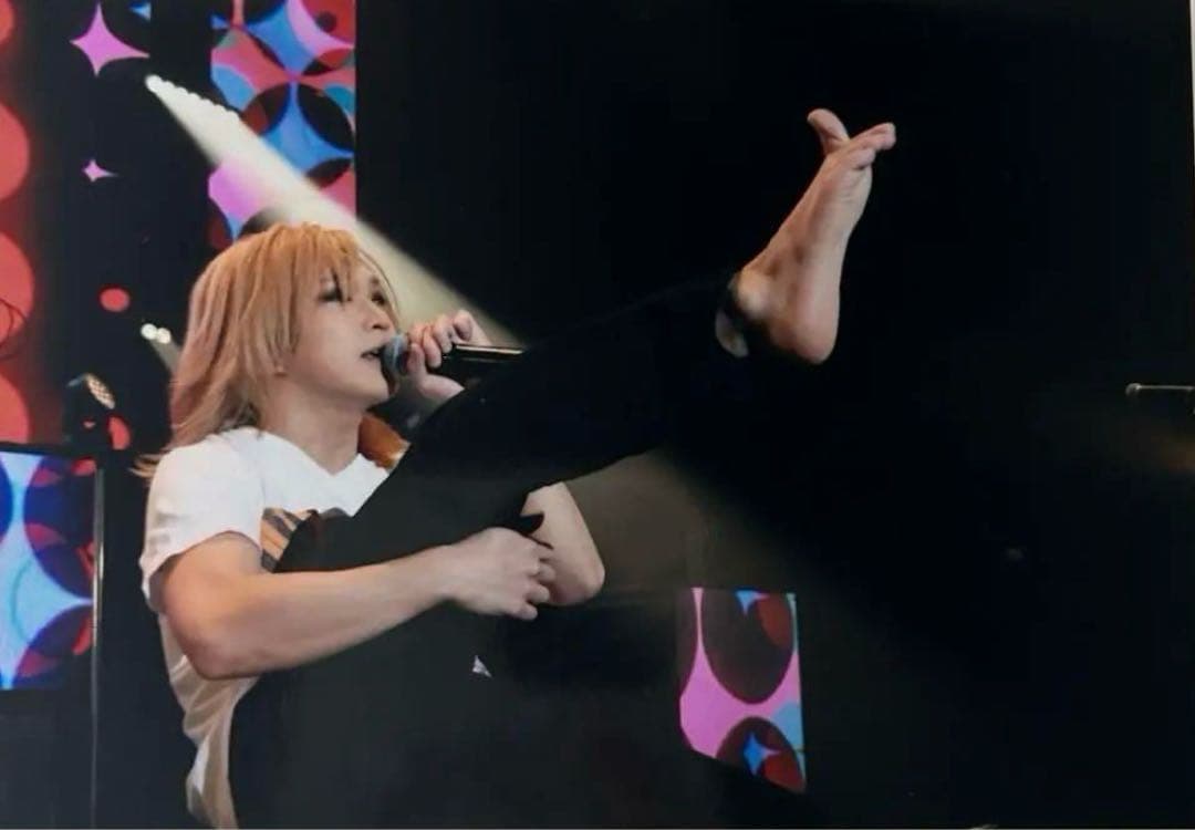 ゴールデンボンバー　20周年　ガチャ