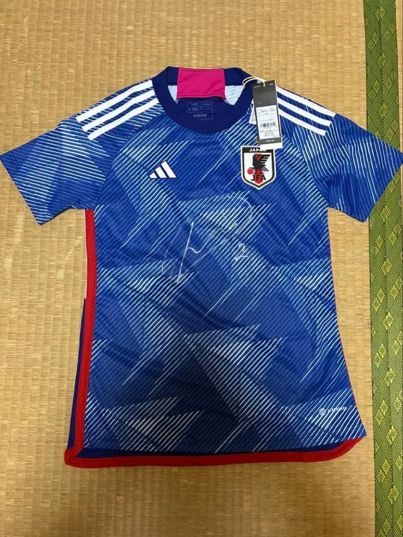 なでしこジャパン　清水梨沙　直筆サイン入りユニフォーム　Lサイズ　adidas製