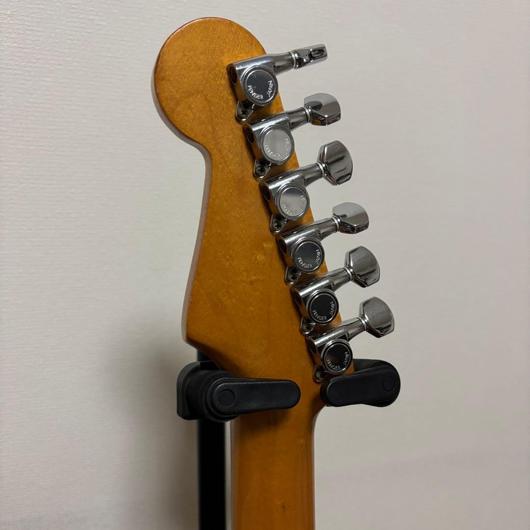 ギター Squier by Fender SST-30