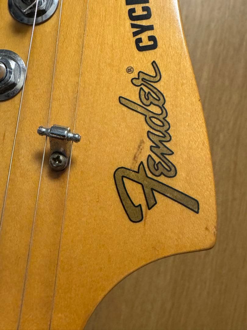 ギター Fender USA US Cyclone 2001 Olympic White