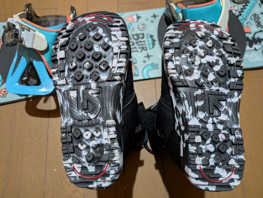 Burton 子ども用スノーボードセット