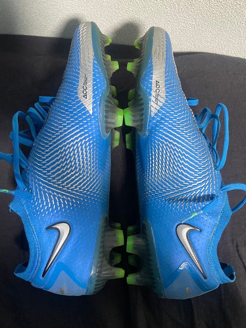 NIKE ファントム